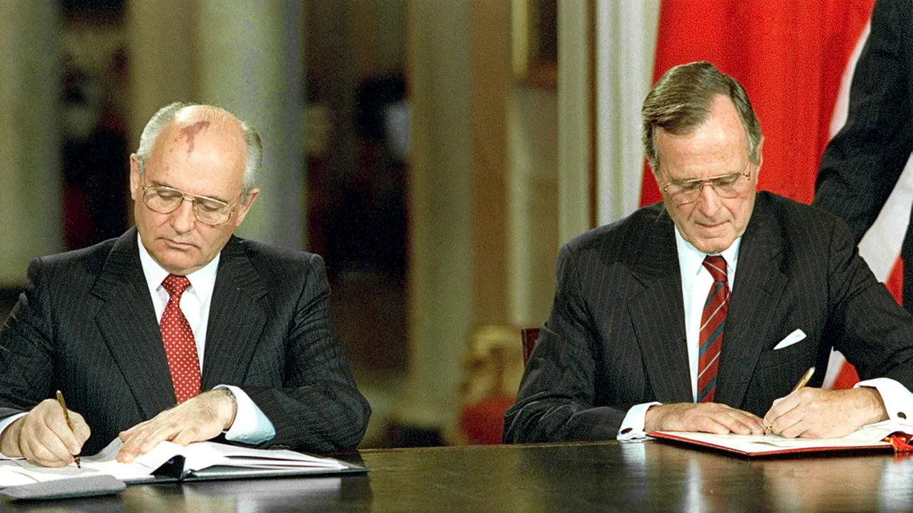 După 30 de ani - în căutarea Revoluției pierdute | 1989. Vântul schimbării în Europa de Est. Drumul ocolit al Revoluției către Timișoara (Partea a II-a)
