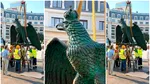 Imagini spectaculoase. Unul dintre cele mai importante simboluri ale Bucureștiului este reamplasat pe clădirea Palatului Universității