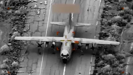Momentul în care SUA distrug mai multe avioane iraniene C-130 Hercules și P-3F Orion, de origine americană, aflate în bazele militare ale Teheranului