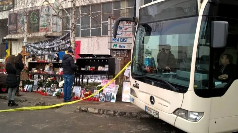 Un autobuz RATB a ''comemorat'' victimele din Colectiv. ''Nu puteau să trimită un troleibuz sau un tramvai. Este un gest frumos''