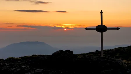 #roMânia George Ivașcu, ministrul Culturii: Dacă LIMBA ROMÂNĂ nu mai are astăzi cuvinte potrivite pentru IUBIREA DE ȚARĂ, poate ar trebui SĂ LE TRADUCEM din engleză