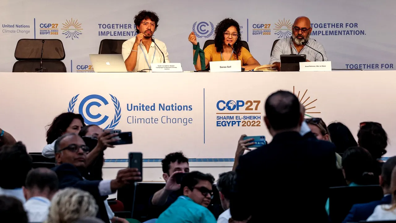 Scandal la Summitul ONU - COP27 privind schimbările climatice, pornit de la cererea de eliberare a activistului Alaa Abdel Fattah: Un deputat a fost scos afară / Guvernul britanic, acuzat de „ingerințe în afacerile interne egiptene”