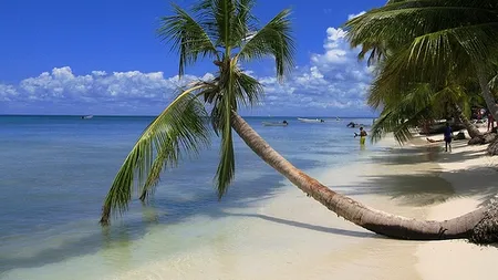 Trei români, izolați într-un spital din Republica Dominicană. Sunt suspectați de coronavirus