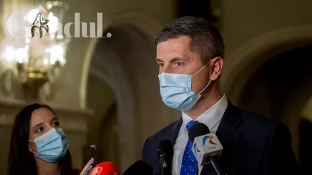 Vicepremierul Dan Barna, la Opera Națională: „Cu cât ne vaccinăm mai mulţi, cu atât restricţiile vor fi mai puţine şi vom reveni mai repede la normalitate” - VIDEO