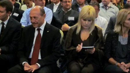 Cum răspunde Elena Udrea la întrebarea „Câte articole are Constituția României?
