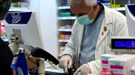 SĂNĂTATE. Proiect în Senat prin care se acordă cabinetelor medicale şi farmaciilor 5.000 lei lunar, de la bugetul de stat, pentru materiale de protecţie