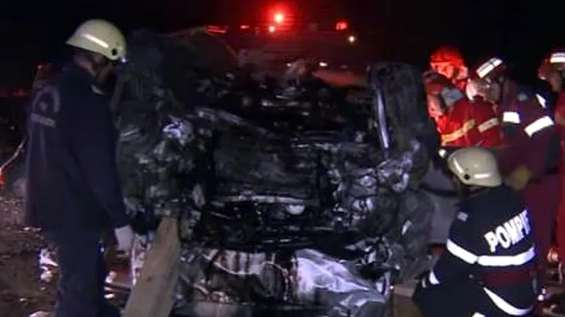 Detalii neștiute despre tragedia de pe DN1: șoferul sinucigaș gonea cu farurile stinse și a intrat pe contrasens la 30 de metri în fața celeilalte mașini