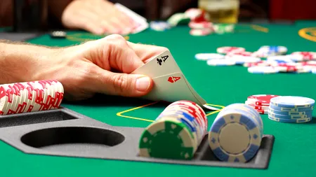 Situație stupefiantă la ADP Sector 6. Banii achitați de oameni pentru a-și recupera mașinile ridicate, jucați la păcănele de șeful de birou. Bărbatul a fost reținut. Care este prejudiciul