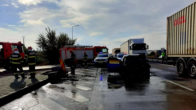 Autocar cu 30 de pasageri, implicat într-un accident pe Autostrada Piteşti - Bucureşti