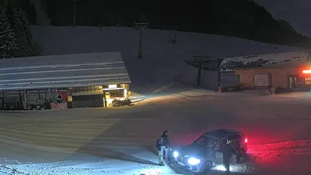 Doi români din Austria au fugit cu seiful furat pe pârtia de schi. Hoții voiau să ajungă cu el la mașină