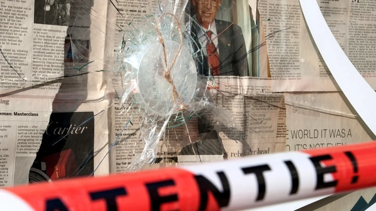 Tânăr din Bacău, rănit cu un pistol de un agent de pază al unei discoteci din Moinești