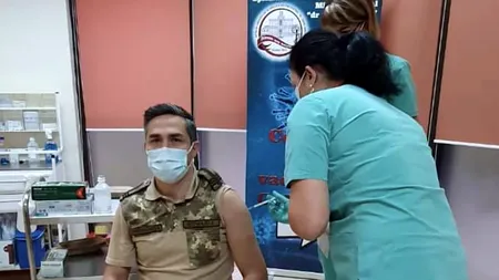 Medicul Valeriu Gheorghiță a explicat de ce s-a prelungit valabilitatea vaccinului Pfizer anti-COVID