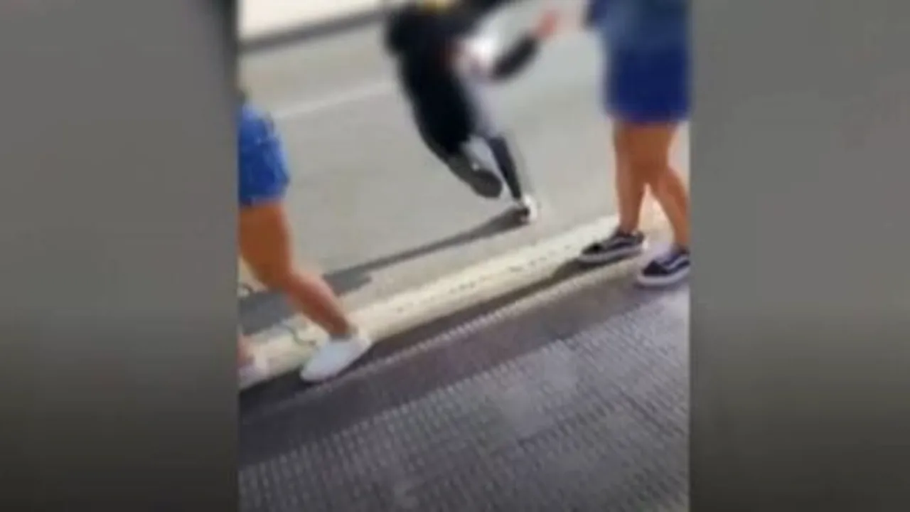 „Împinge-ți prietenul”, provocarea de pe Tik Tok care aproape s-a încheiat cu o tragedie în Spania