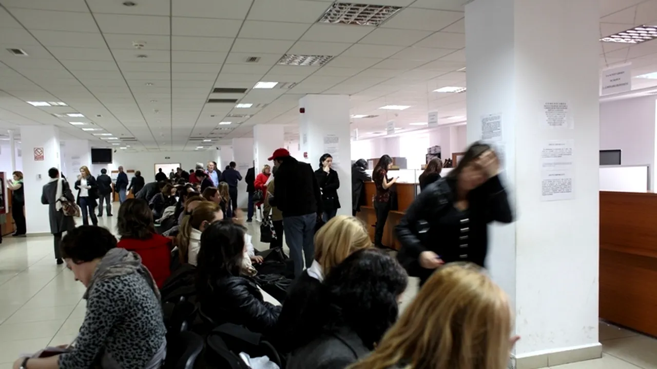 Excedent bugetar de 0,8 miliarde de lei după două luni. Încasările din TVA cresc cu 4%