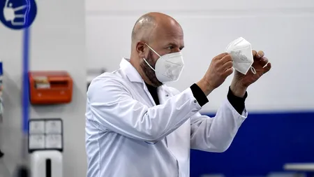 DOCUMENT | Restricțiile CNSU pentru valul 5 al pandemiei. Măștile textile nu vor mai fi permise. Lista completă a măsurilor