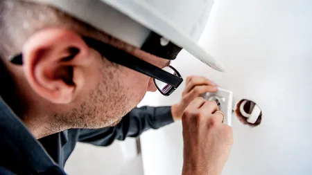 Ce salariu poți să primești ca electrician în Germania. 4.000 de euro net, plus alte beneficii