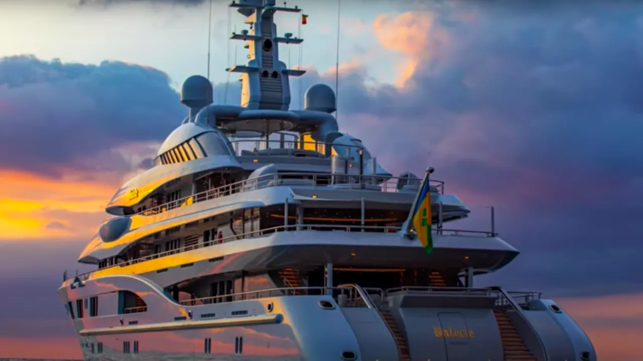 VIDEO și FOTO | Spania a sechestrat un iaht de lux în valoare de 128 de milioane de euro care ar aparține unui oligarh rus apropiat al lui Putin. Cum arată nava