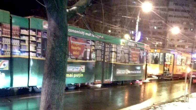 Un român de 50 de ani a murit într-un tramvai. SMURD-ul a încercat să-l salveze timp de 40 de minute