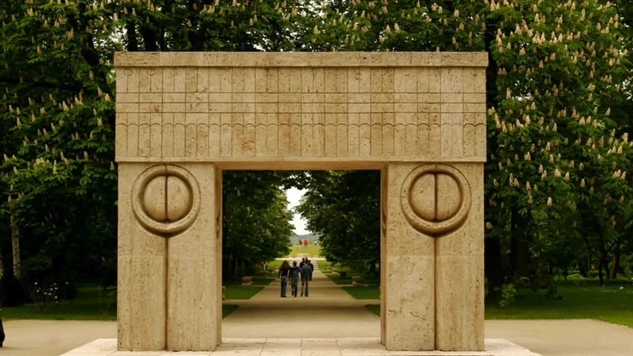Ansamblul Brâncuși din Târgu-Jiu a primit din partea UNESCO recomandarea de neînscriere în patrimoniul mondial