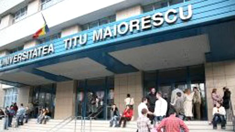 Universitatea Titu Maiorescu București nu organizează colegii:  legea e confuză