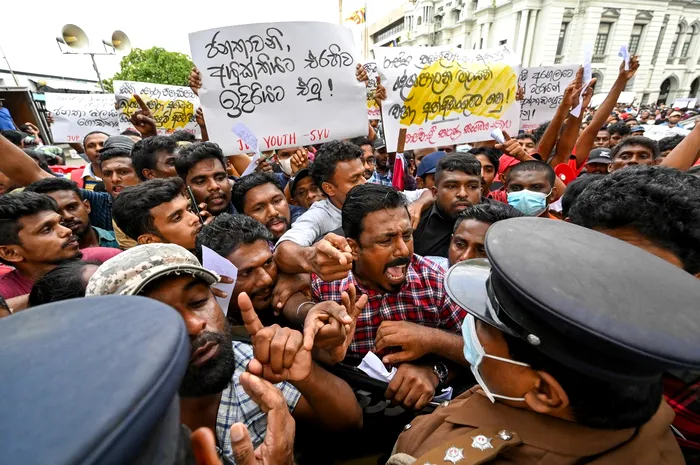 Mii de oameni au protestat împotriva conducerii țării. Sursa foto: Profimedia