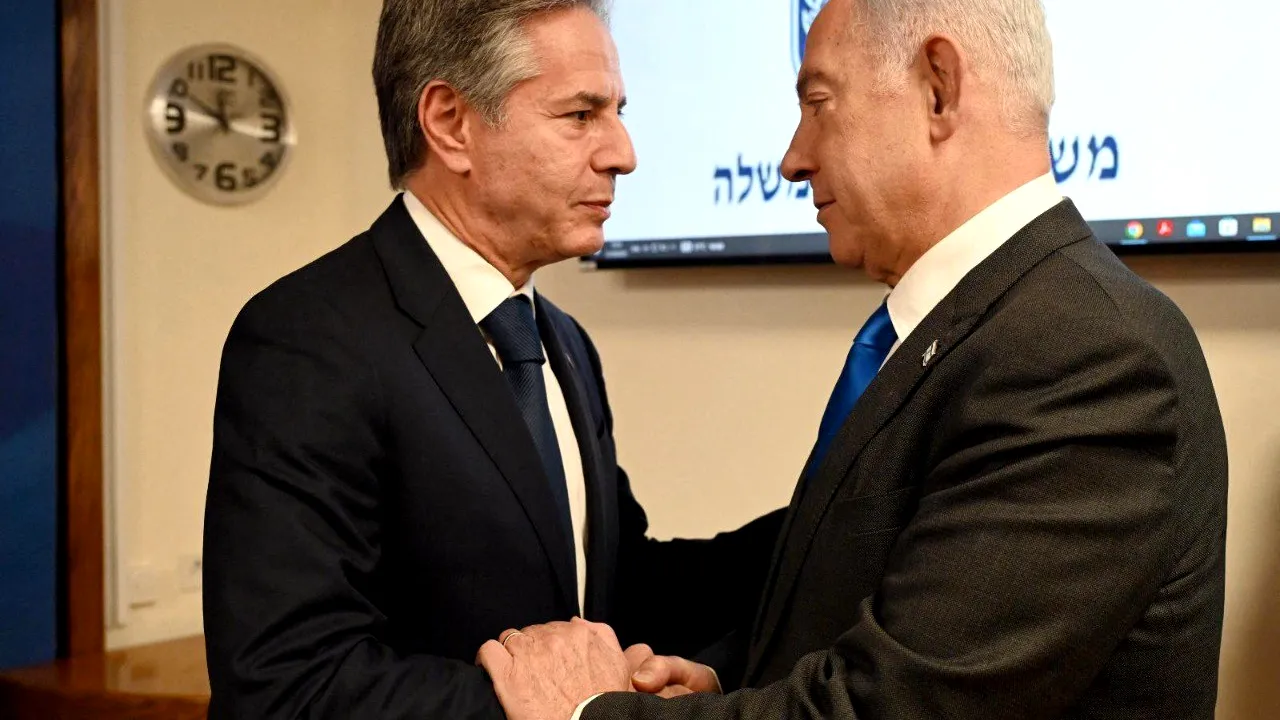 Antony Blinken reafirmă angajamentul SUA pentru apărarea Israelului și condamnă ”atrocitățile” comise de militanții palestinieni