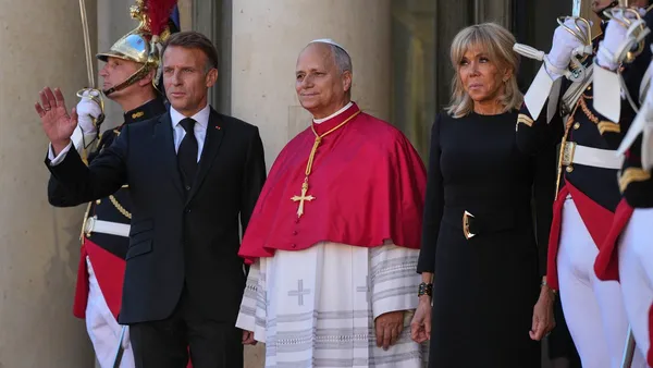 Papa Leon al XIV-lea, primul discurs în Franța. Suveranul Pontif avertizează asupra pericolului armelor nucleare și cere oprirea cursei înarmării