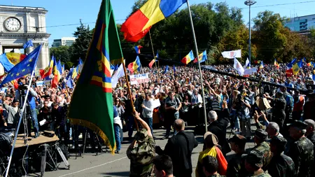 20.000 de oameni au protestat la Chișinău. Manifestanții au îndemnat la nesupunere civică