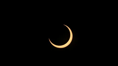 Imagini spectaculoase în America de Sud. O eclipsă totală de Soare a fost vizibilă în Chile și Argentina