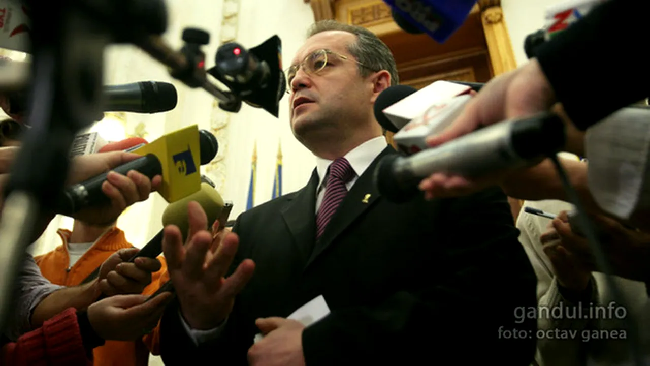 Boc: Devansarea alegerilor prezidențiale, o șmecherie a USL, am avea timp de șapte luni doi președinți