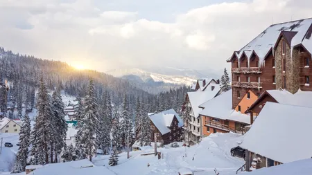 Expert în turism: „Iarna 2021-2022 va fi probabil cea mai scumpă de până acum”. Când ne recomandă specialiștii să ne facem rezervările