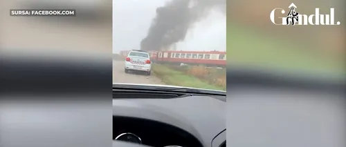 GÂNDUL LIVE. TIR în flăcări, după ce a fost lovit de tren în județul Timiș