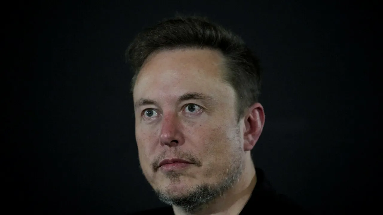 Guvernul spaniol îi răspunde lui Elon Musk: Platformele de social media ar trebui să nu INTERVINĂ în politica altor națiuni