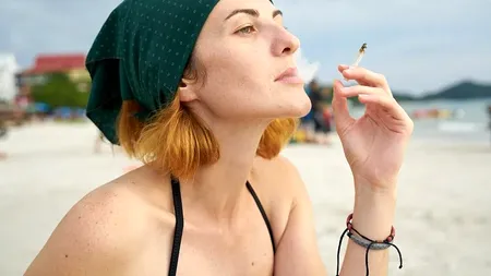 Dieta cu țigări | A apărut în anul 1925, la cererea Lucky Strike