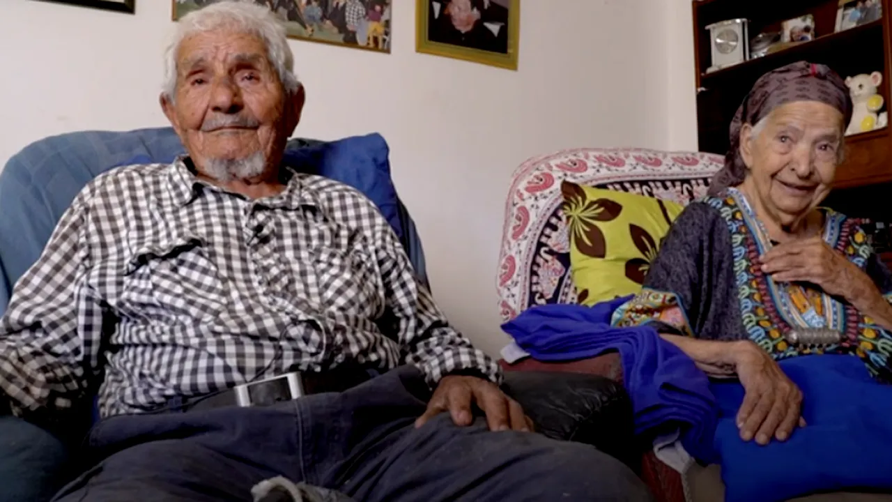 Poveste de dragoste ca în filme. Căsătoriți de 91 de ani și încă se iubesc