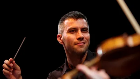 VIDEO. Spectacol-eveniment la Palatul Cercului Militar Național: dirijorul Tiberiu Soare, pe scenă alături de Silvestri Orchestra