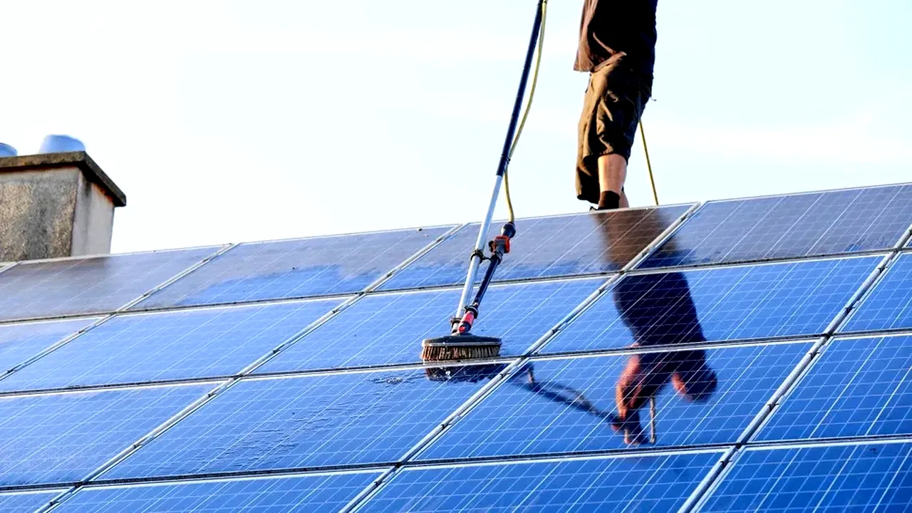 Legea prosumatorilor, votată în Comisia de industrii din Camera Deputaților: Plăți lunare pentru ENERGIA livrată în rețea