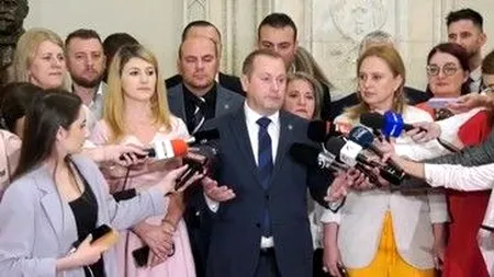 Peste 35 de parlamentari au format „Alianţa Întâi România”, care ar putea susține viitorul GUVERN