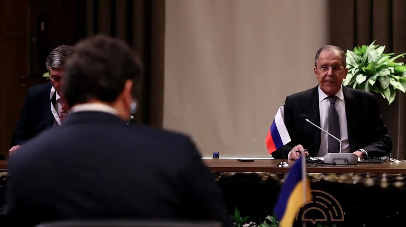 FOTO | Întâlnirea dintre Lavrov și Kuleba s-a încheiat fără progrese semnificative. Ministrul rus, afirmație halucinantă: „Noi nu am invadat Ucraina”. Ce spune despre posibilitatea atacării altor state