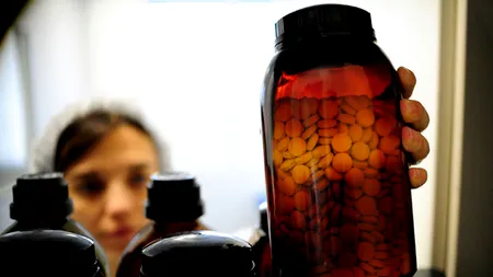 Unu din doi români nu respectă tratamentul corect cu antibiotice