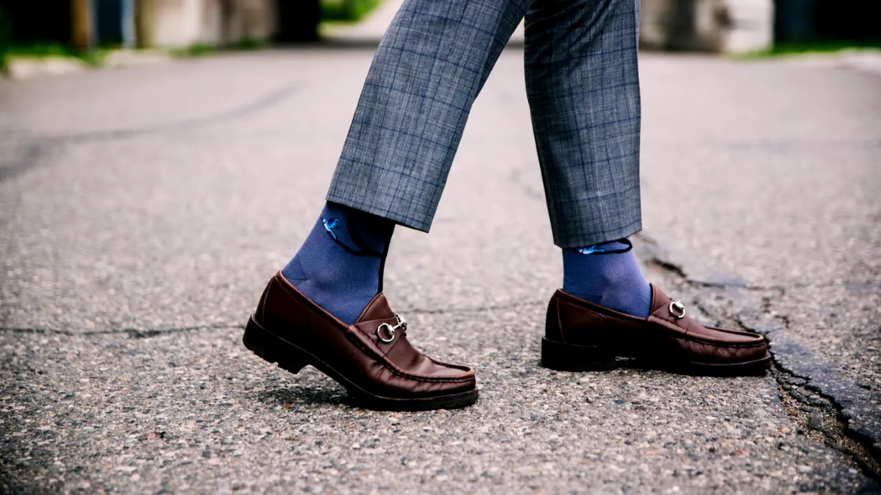 5 SFATURI de modă pentru bărbați despre cum să porți Chinos cu tot ce ai în dulap (P)