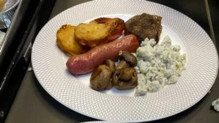 Imaginile au devenit virale! Ireal ce au primit, la micul-dejun, pasagerii de la Clasa 1 ai unei curse British Airways