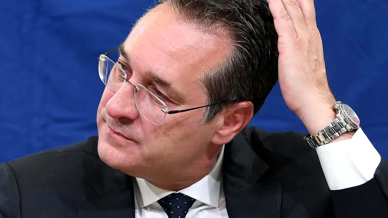 Vicecancelarul austriac Christian Strache și-a anunțat demisia după ce a fost compromis de o înregistrare video