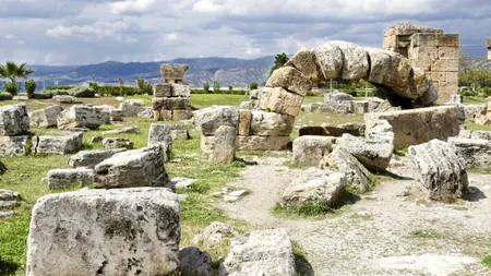 MISTERUL templului considerat „poarta către Iad” a fost deslușit. Nicio ființă care îi trecea pragul nu supraviețuia