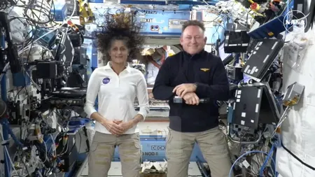 Cei doi astronauți americani, afectați RADICAL de cele 9 luni petrecute în spațiu. Sunt vizibil îmbătrâniți și slăbiți