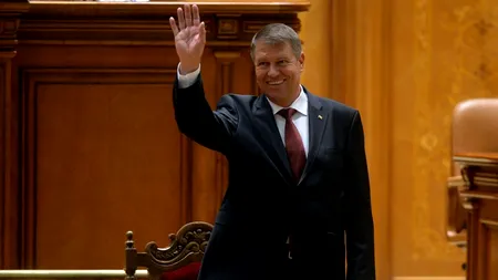Imaginile care nu s-au văzut la televizor în timpul ceremoniei de învestitură a lui Iohannis. Ce au făcut Iliescu și Ponta când președintele rostea primul său discurs în Parlament