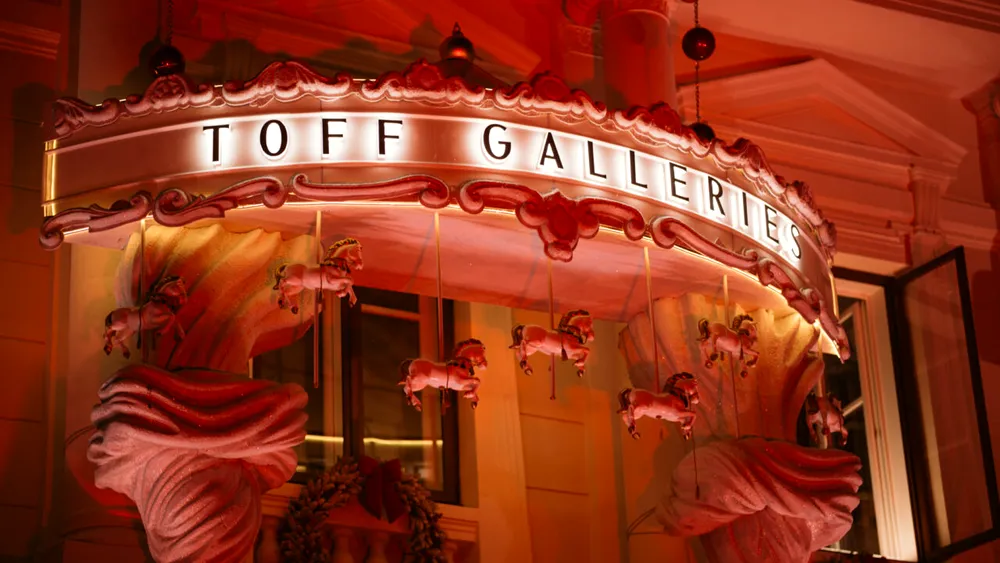 Comunicat | TOFF Galleries aprinde luminile de Crăciun la Palatul Știrbei și inaugurează o nouă eră a luxului în România