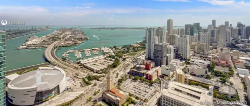 Miami, declarat „noul Wuhan”. Peste 2000 de infectati cu coronavirus au fost spitalizați