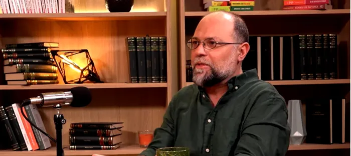 Actorul Alexandru Conovaru, invitat la podcastul ALTCEVA cu Adrian Artene / Sursa foto: captură video
