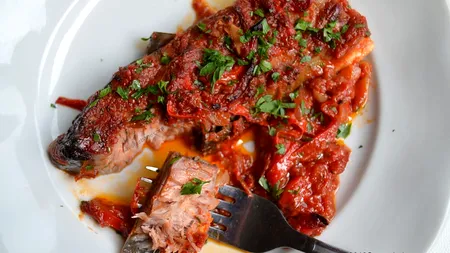 RETETA PENTRU MASA DE FLORII. 3 rețete de pește pe care să le gătești rapid în ziua de Florii